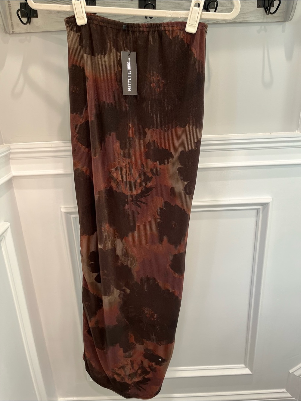 PrettyLittleThing Brown and Rust Floral Maxi Skirt